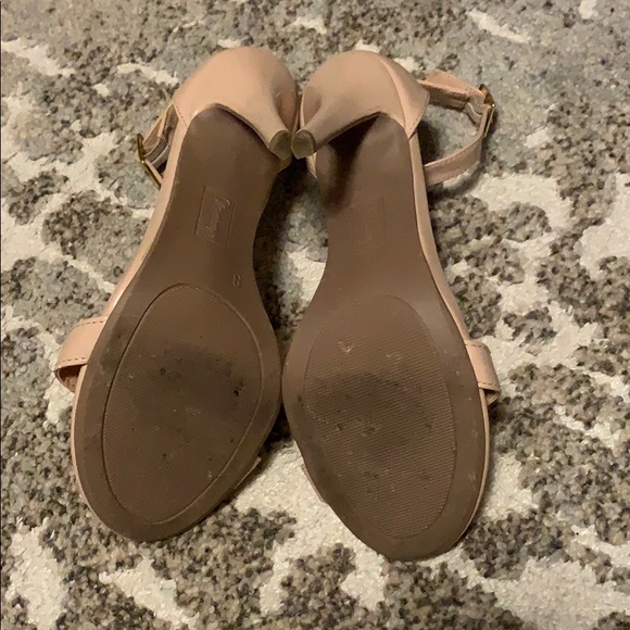 Women’s nude party heels - Picture 4 of 4